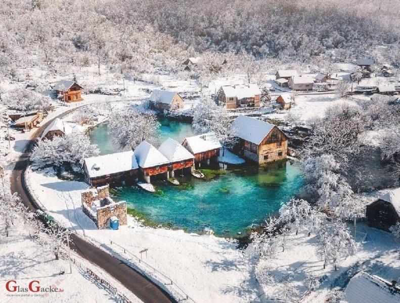 Apartman Diva Otočac Esterno foto